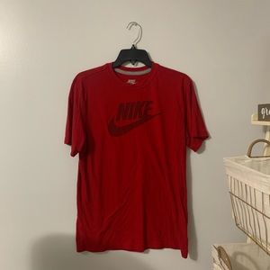 Nike t-shirt